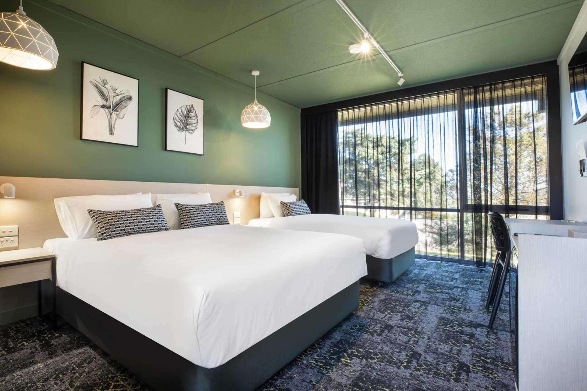 Nightcap At Morwell Hotel Exterior photo